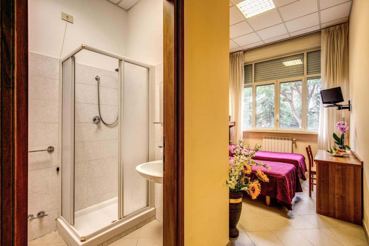 Hotel Domus Urbis 2*