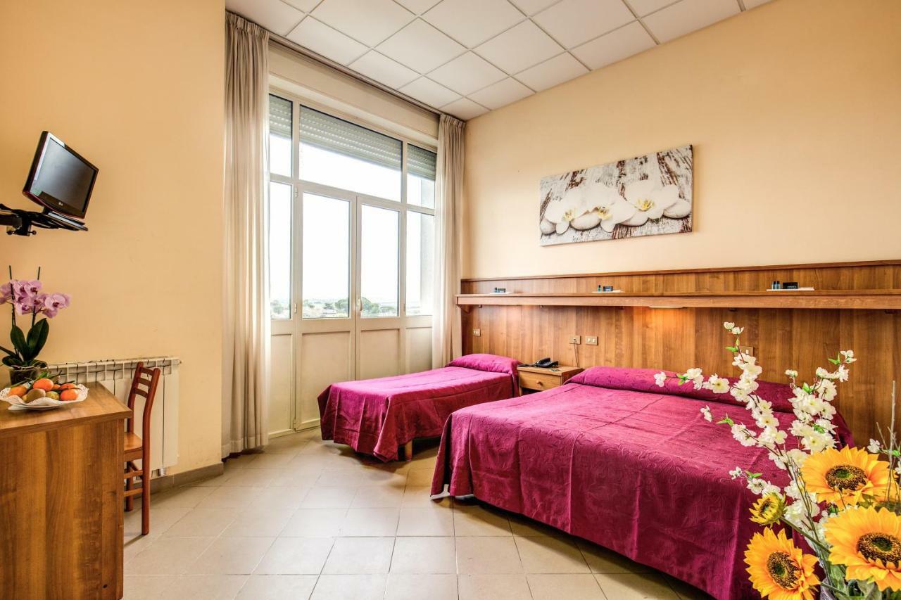 Domus Urbis Hotel 2*